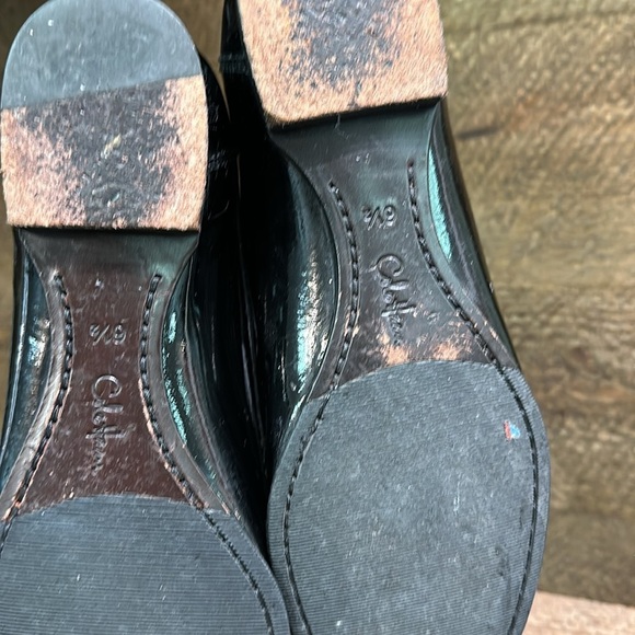 COLE HAAN BLACK PATENT LEATHER LOAFER WITH BOW - Picture 7 of 7